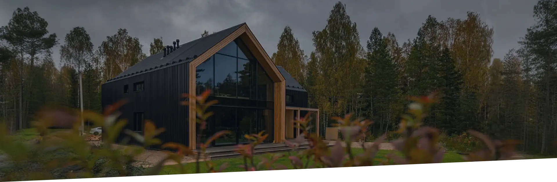 Каркасный дом на участке